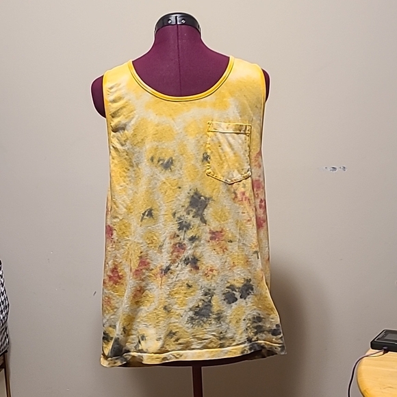 NWOT Mens 'Tie-Dye Tank Top - Picture 1 of 3